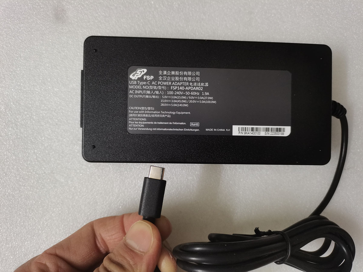 อะแดปเตอร์แปลงไฟ NEW Slim OEM  - Pc Gaming Uk บทวิจารณ์และราคา